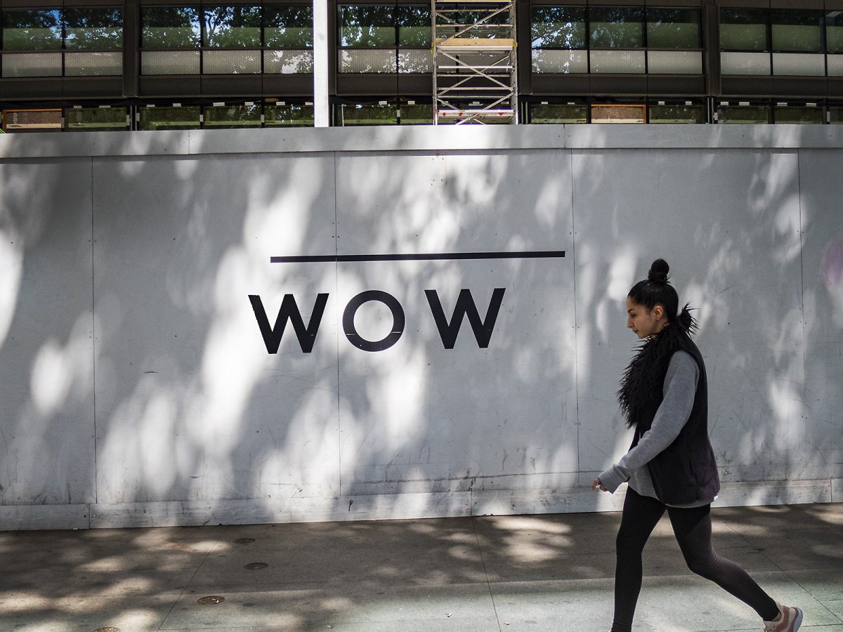 W O W