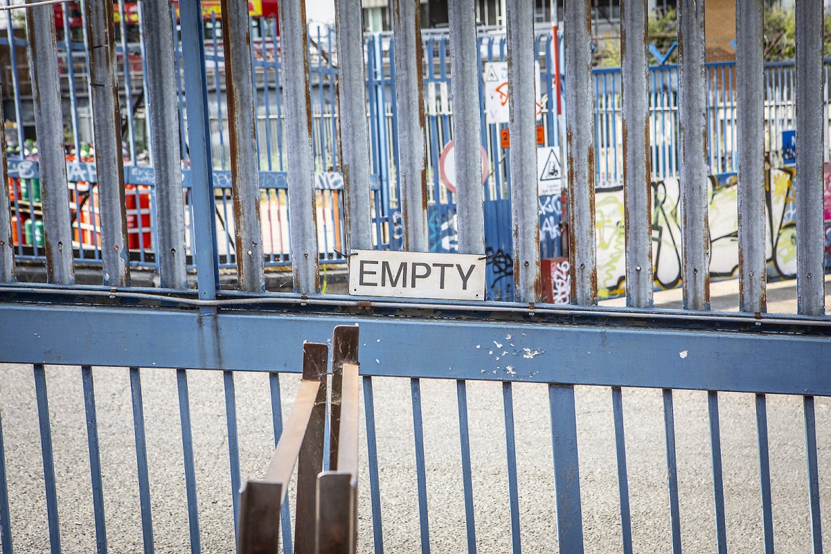EMPTY