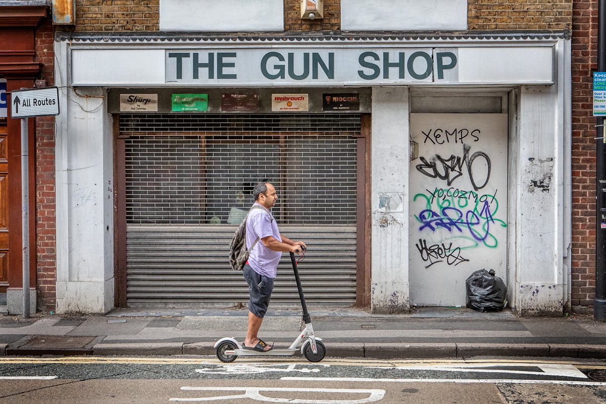 THE GUN SHOP