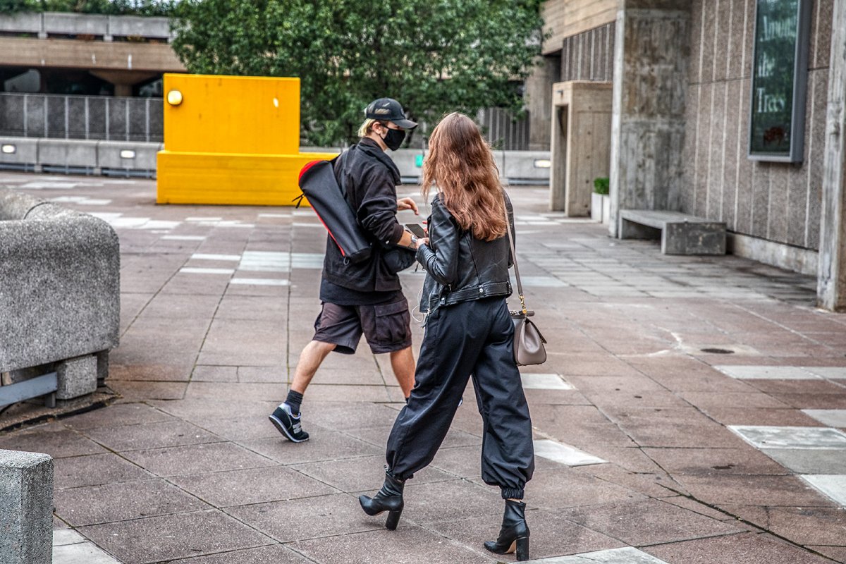 social distance shuffle