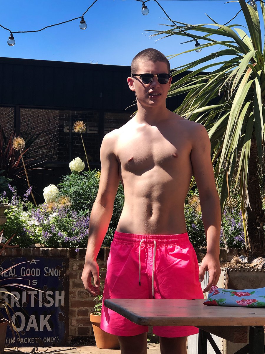 love island contestant