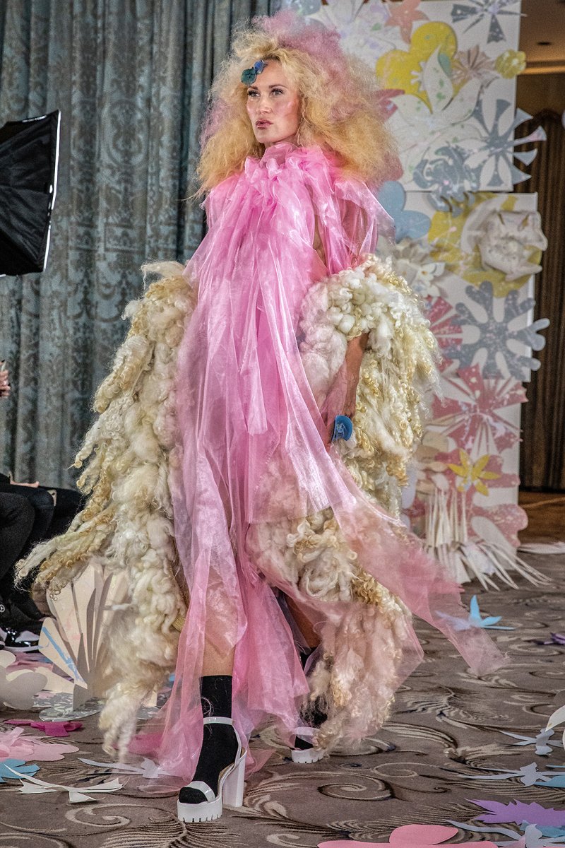 VIN + OMI future flowers collection