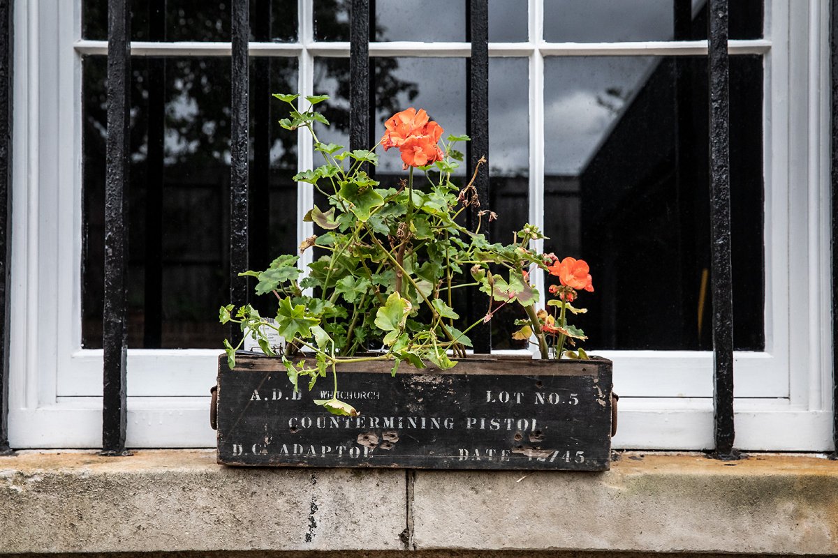 COUNTERMINING PISTOL 1945