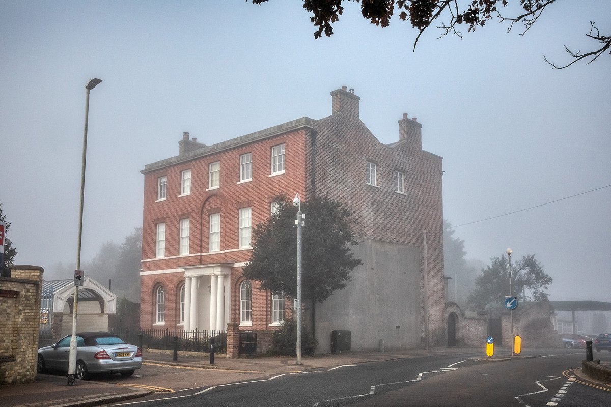some old gimmer's old house