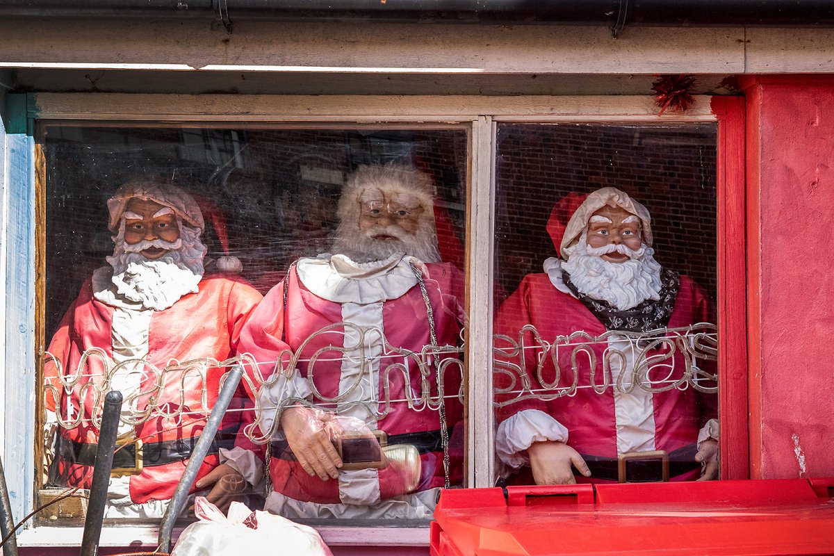 85 days till christmas