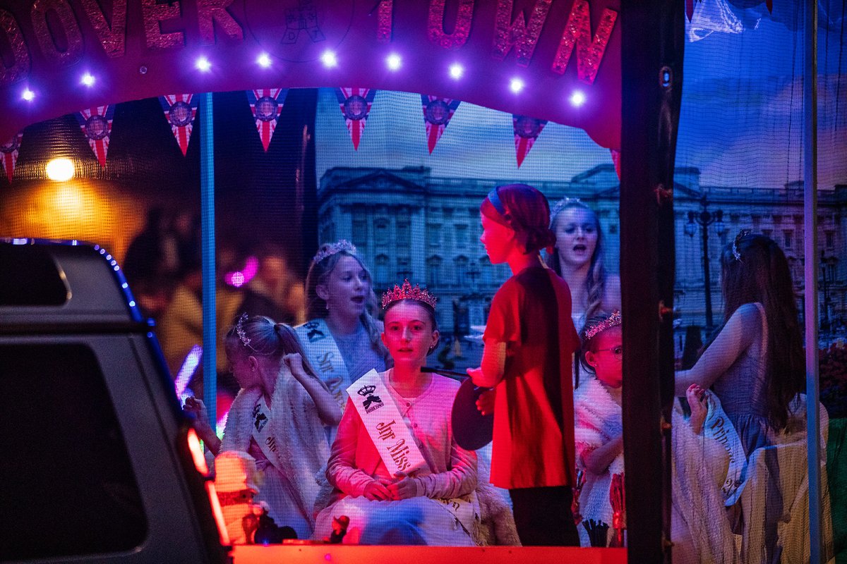 PUT YOUR HANDS UP FOR DETROIT!