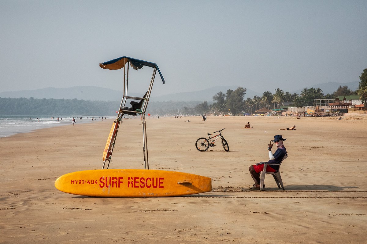 SURF RESCUE