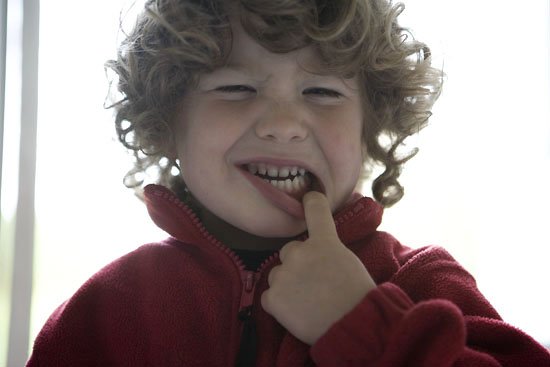the fingers and face race