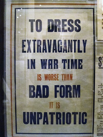 to dress extravagantly...