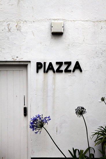 PIAZZA