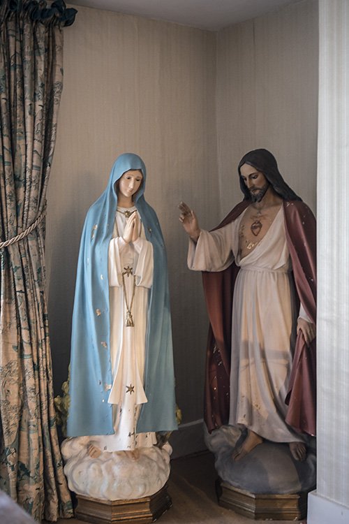 jesus and his mother, mary